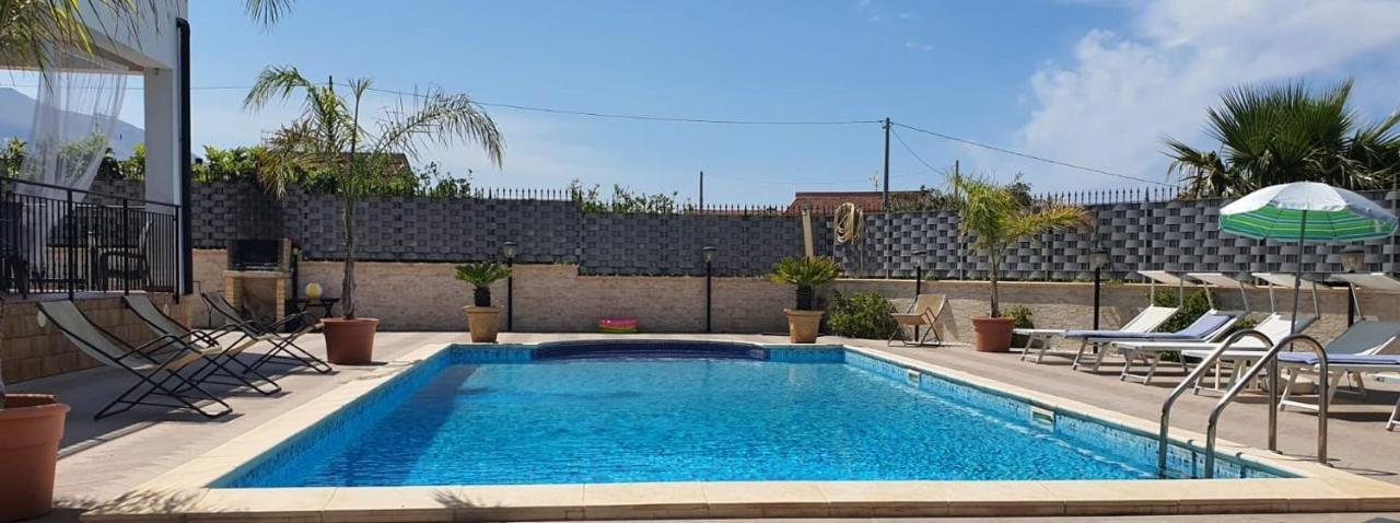 Villa Marianna Con Piscina Privata Ampi Spazi Esterni E Wifi Free 特拉比亚 外观 照片