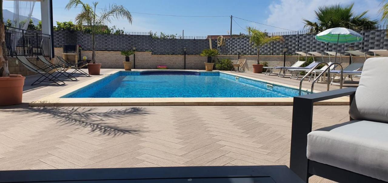 Villa Marianna Con Piscina Privata Ampi Spazi Esterni E Wifi Free 特拉比亚 外观 照片